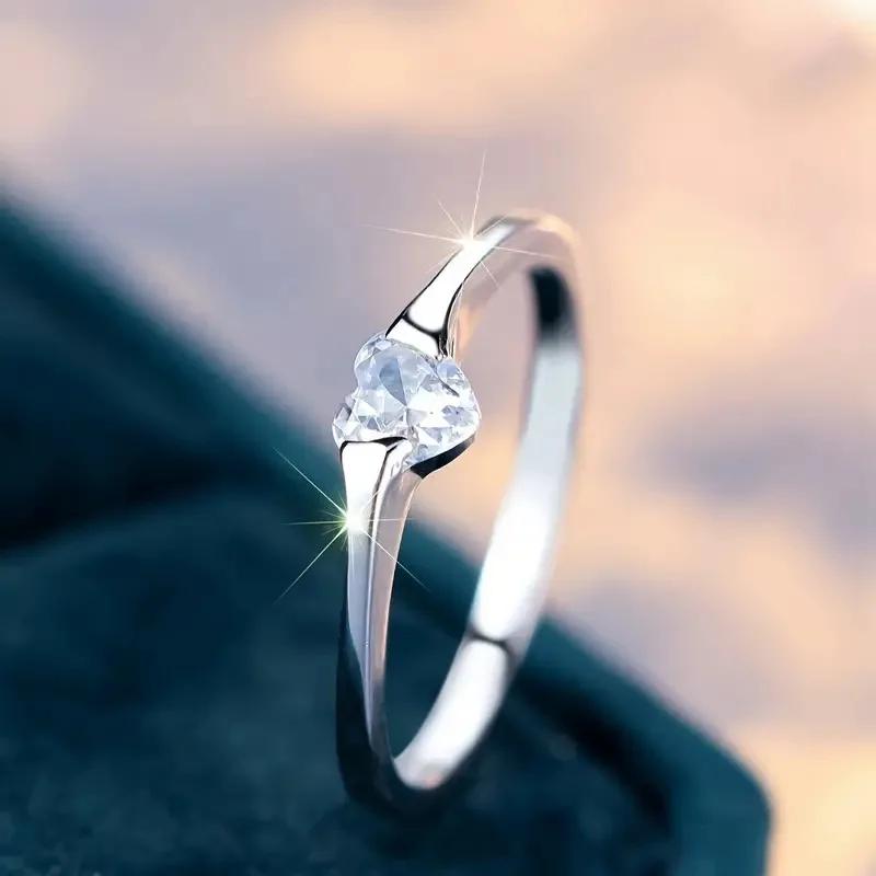 Simple Heart Cubic Zircon Women Rings Timeless Style  Silver Plating Wedding Accessories High Quality Hot