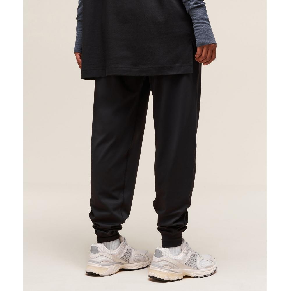 Gymshark Kryté tepláky Černé B2c5o Bb2j