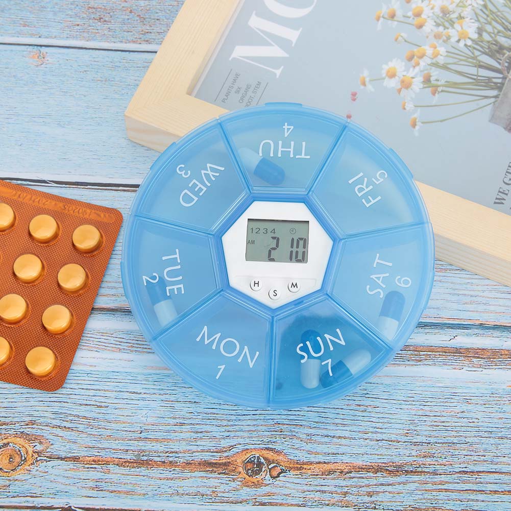 7 Fack Mini Bärbar Medicin Tablett Piller Godis Förvaringslåda Organizer Fodral med PåminnelseBlå