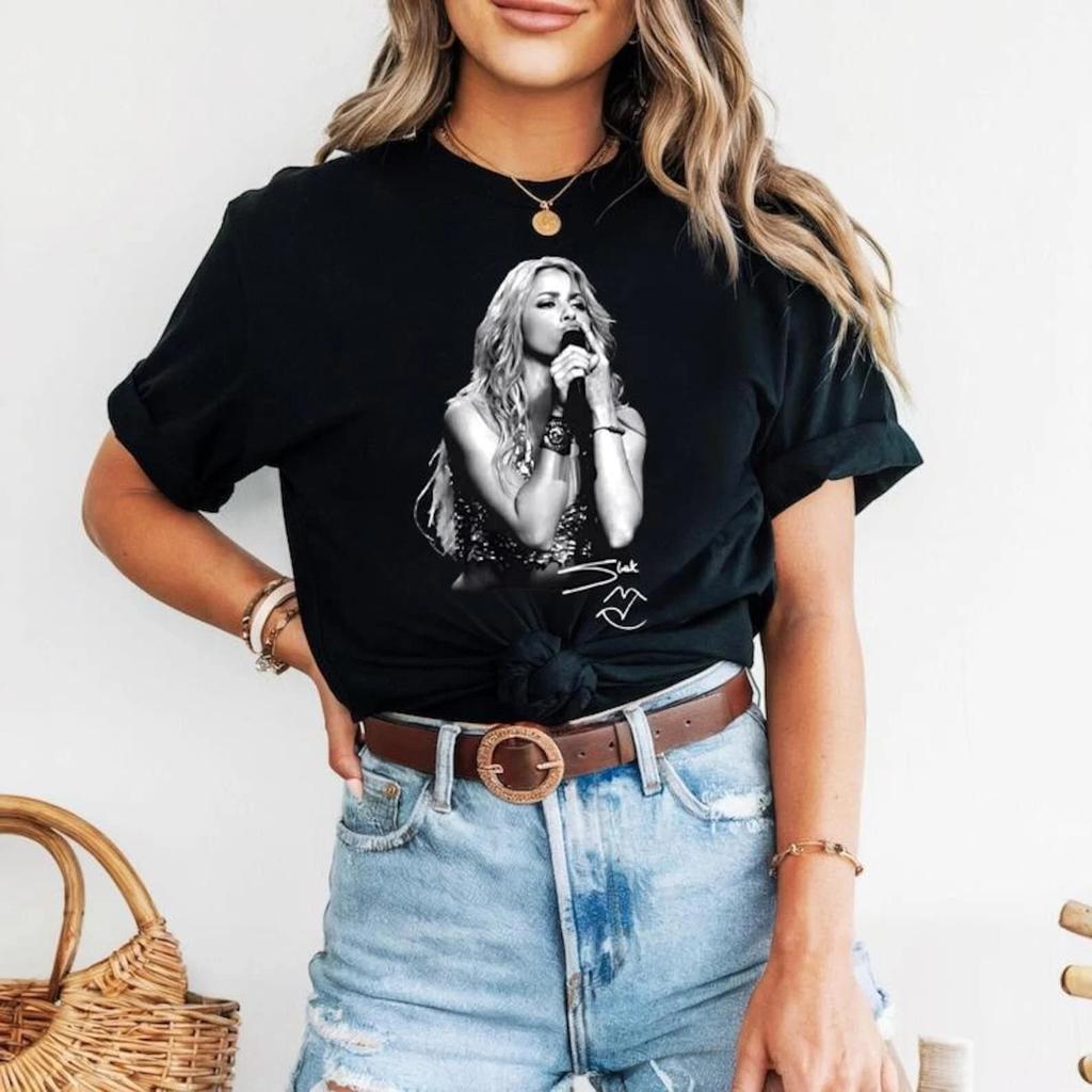 T-shirt Unisex Grafica Shakira 2026 Unisex Girocollo Cotone Manica Corta Y2k Oversize Streetwear Pop Unisex Alta Qualità Maglietta Ins