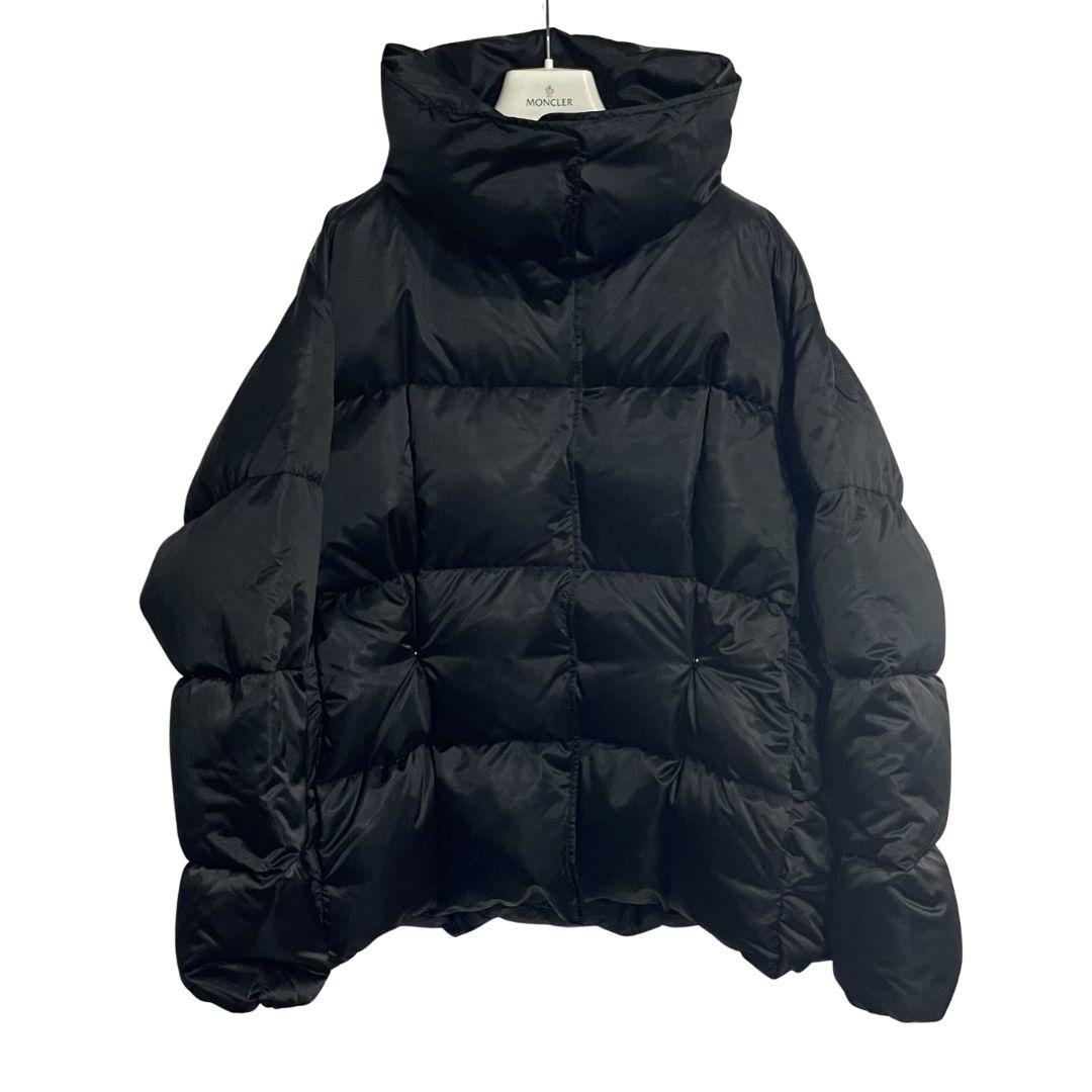 

Used MONCLERDown jacket Nylon Women