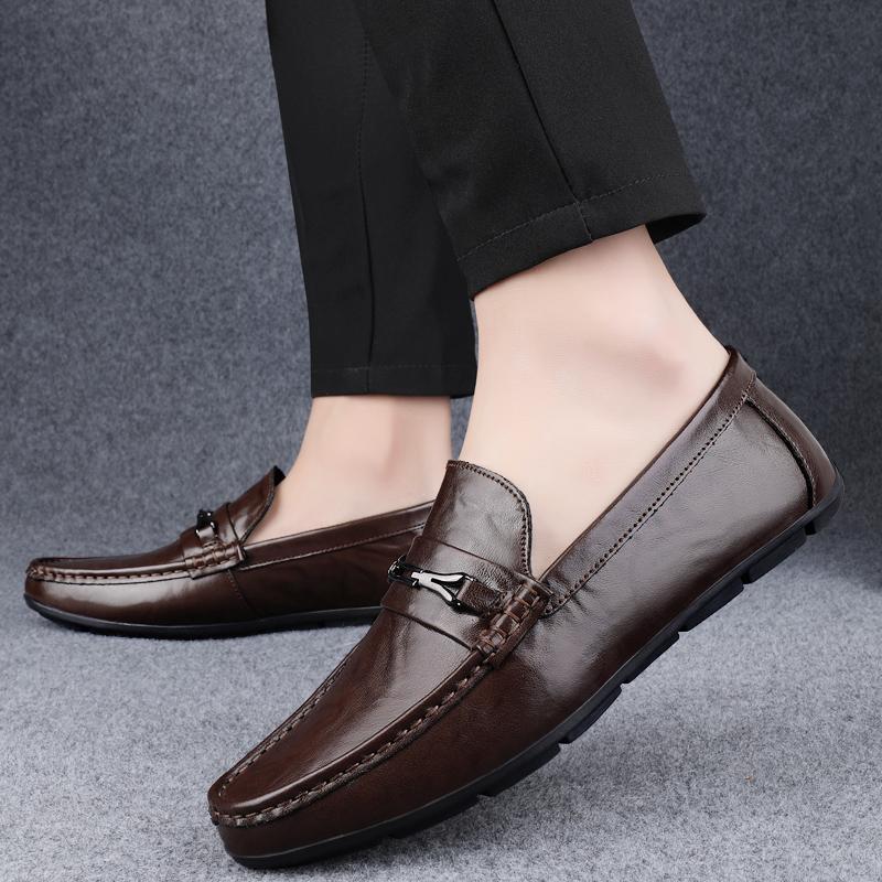Fashionable Korean Style Leather Casual Shoe Lightweight Comfortable Driving Loafers Soft Soled Men Business Elegant Daily Shoes