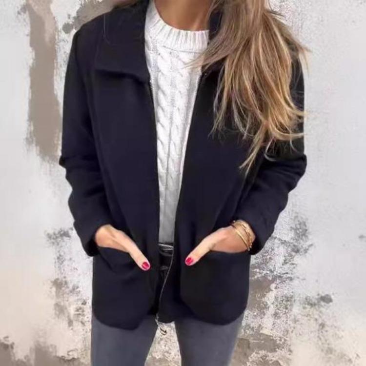 Long Sleeved Women Jacket Turn Down Collar Loose Thermal Coat Solid Color Zipper Closure Pockets Commuting Dating Office Spring Fall Winter