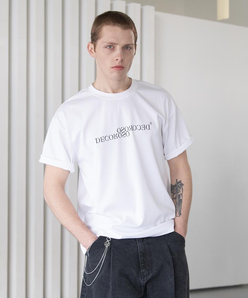 Dekkoloso Cool Cotton Lettering Logo Short Sleeve T-Shirt [White]