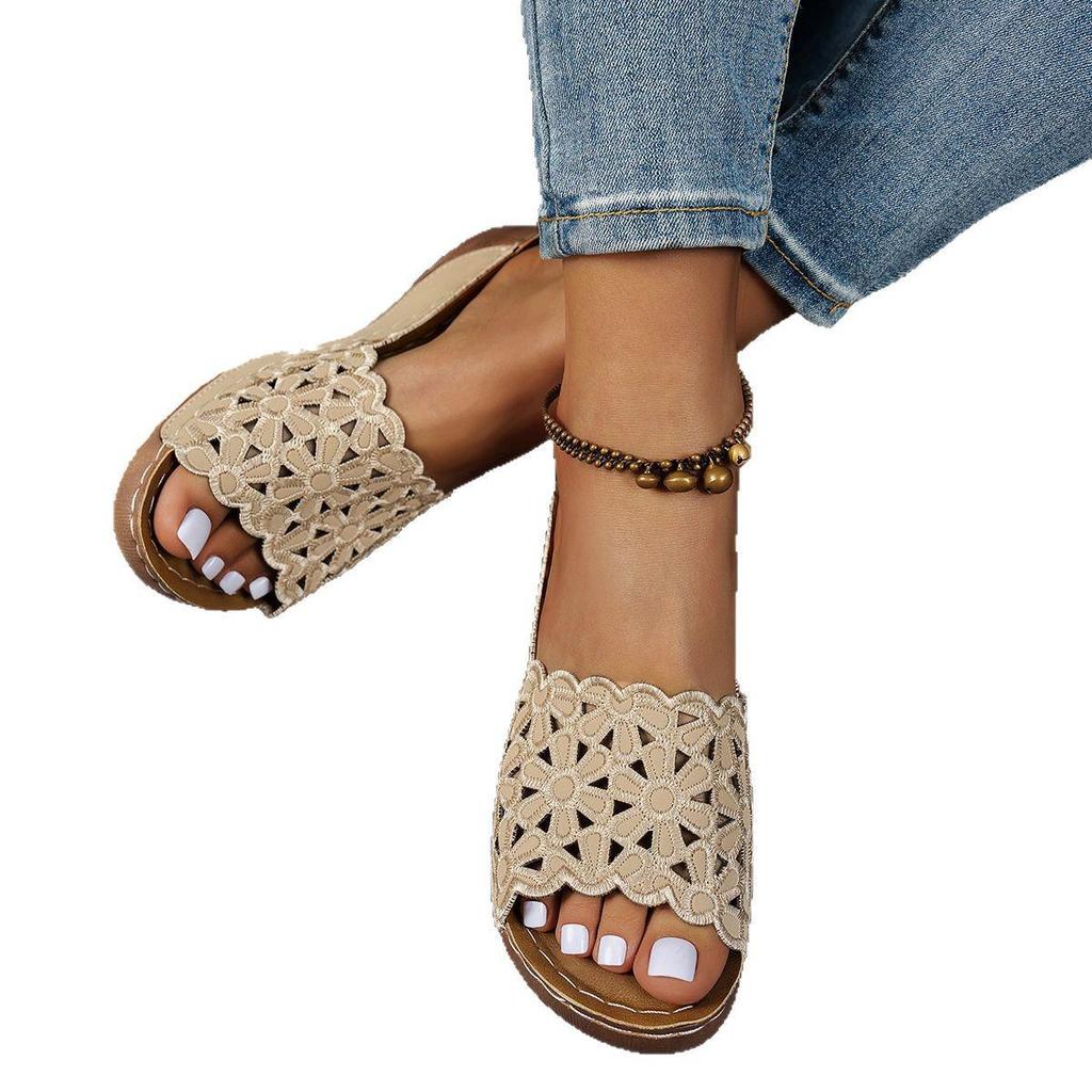 Plus Size Women's Floral Hollow Thick-Soled Lightweight Beach Sandals with Slope Heel