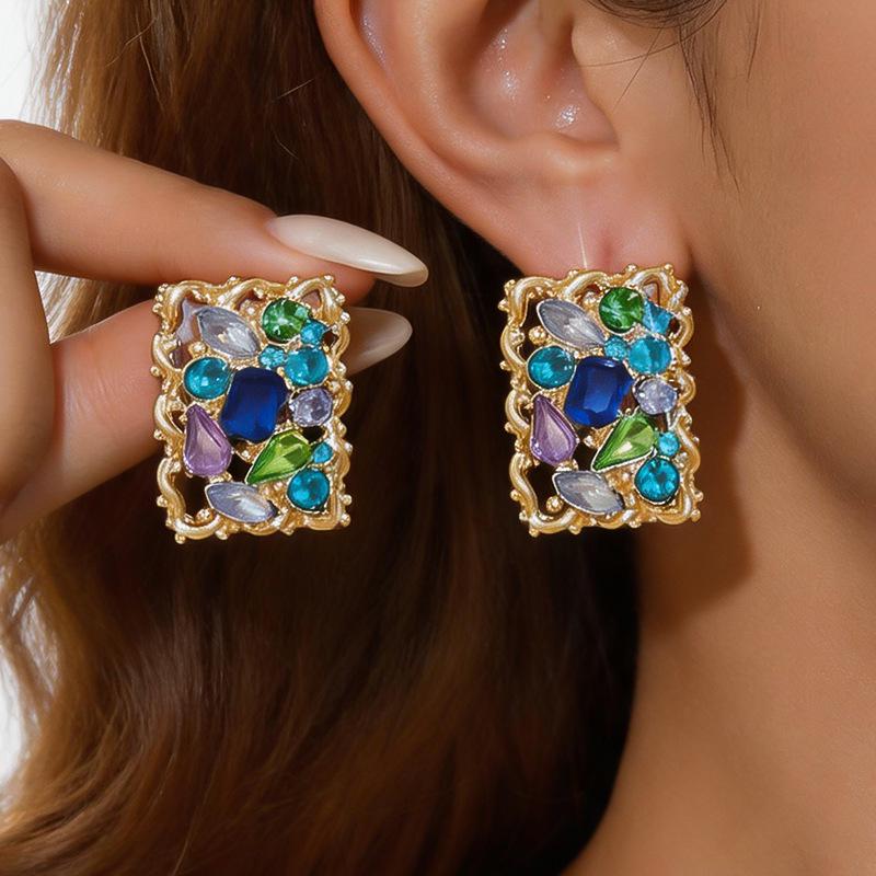 Silver Needle Luxury Rhinestone Water Drop Earrings: Exquisite Retro Style for Women