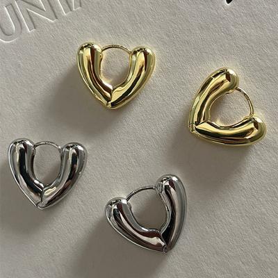 Ins Love Earrings Niche Design Sense of High-grade Cold Wind Exquisite and Small Ear Buckle Earrings Ear Ring