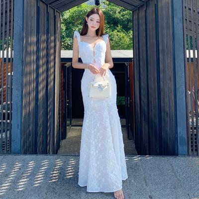 Flowing Mist, Flower Branch Xia Xin Cream White French Lace Slim Flower Dress Women's Summer Vacation