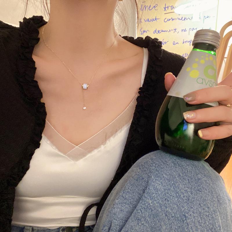 Trendy Light Luxury Pearl Heart Necklace: Versatile Beaded Clavicle Chain for Women's Style