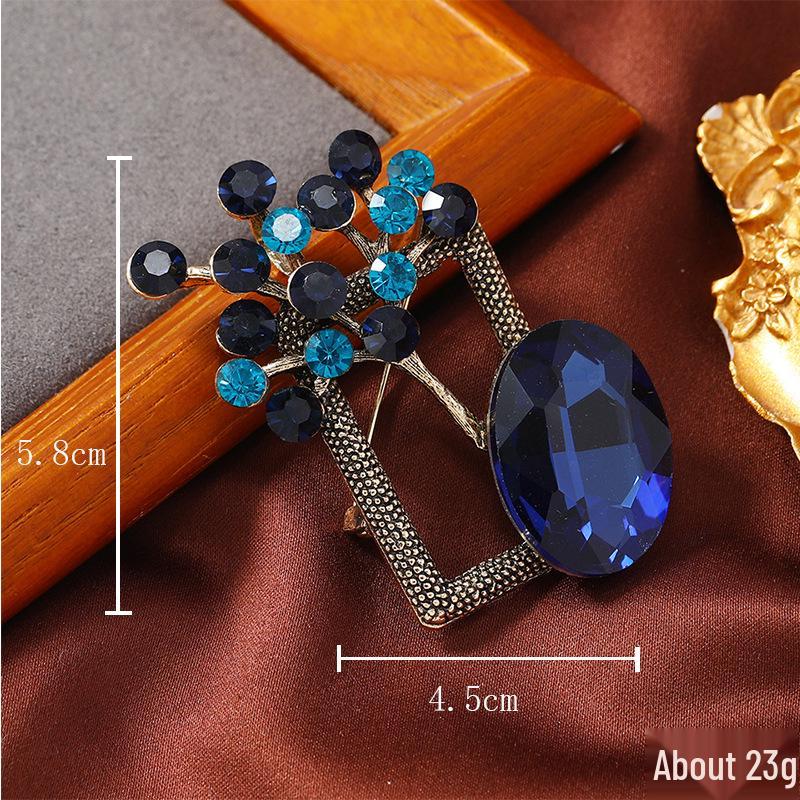 

Елегантна брошка-вінок з квіток баухінії - Ретро, інкрустована діамантами, вишуканий аксесуар