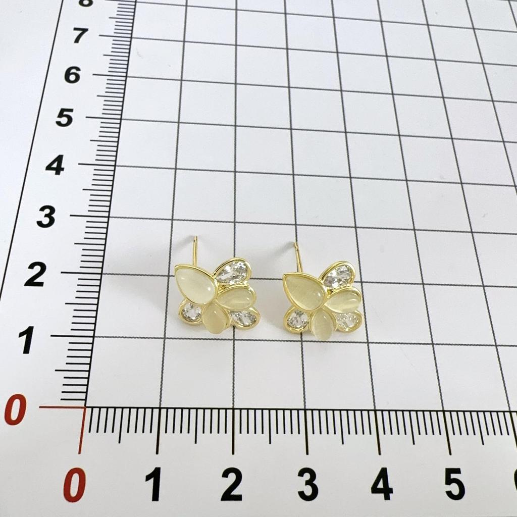 Utsökta Örhängen med Zirkon Kattöga Teardrop: Elegant dammode, lyxig och mångsidig.