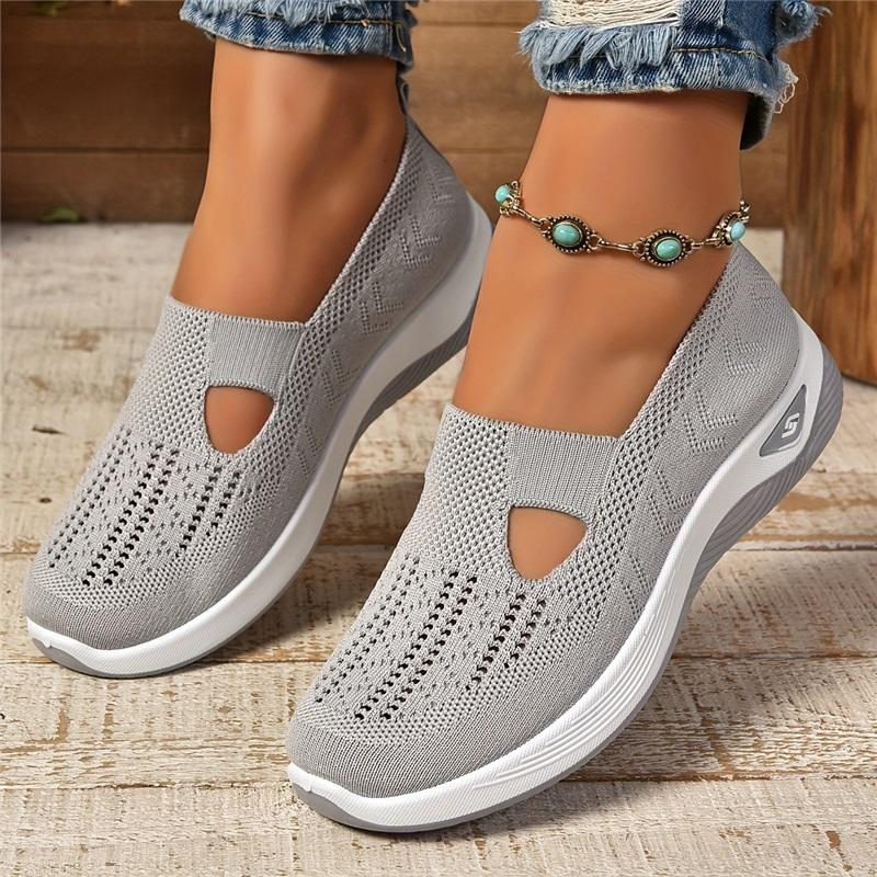 Casual And Comfortable Women's Cloth Shoes, One-step Flying Woven Mesh Shoes, Women's Mother Shoes