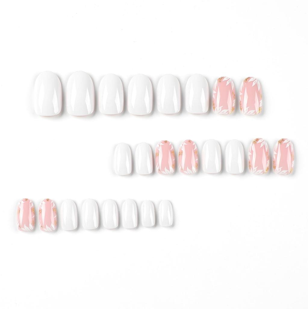Solid White Short Round Fake Nail Tips - Simple Wearable Nail Art Stickers