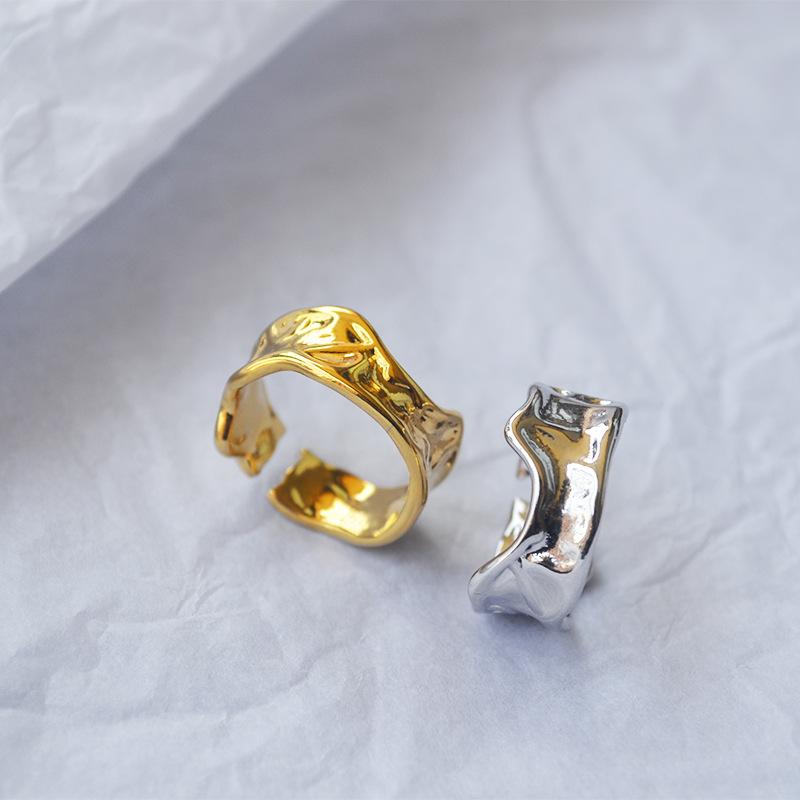 

European-American Irregular Volcanic Lava Adjustable Ring золотой