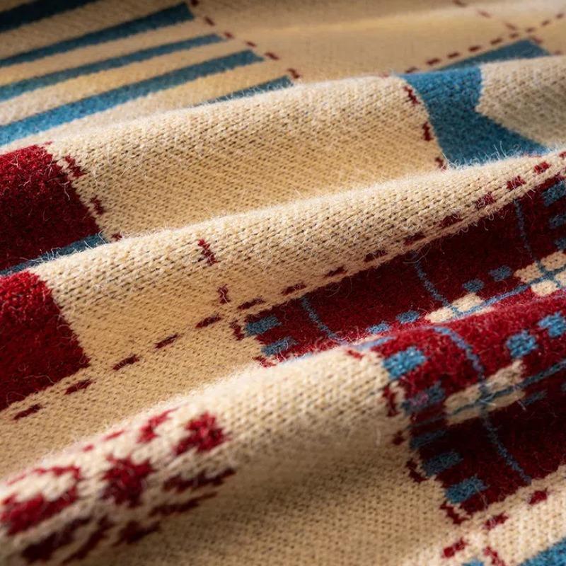 New Winter Love Small Red Sweater Couples Wear Lazy Wind Jacket Jacket Men Soft Waxy Sweater