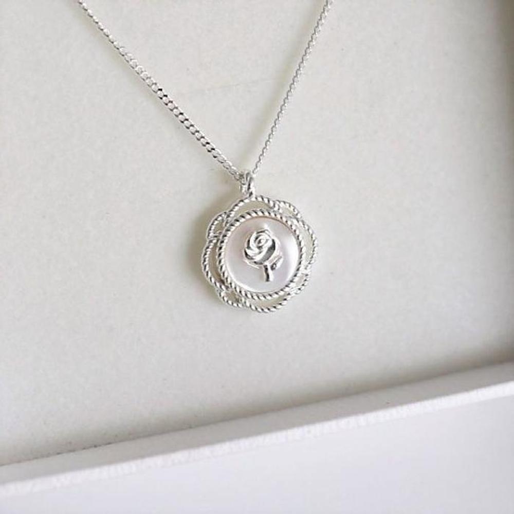[Onoma] Onm 92.5 Silver Rose Mother-of-Pearl Necklace (9594292)