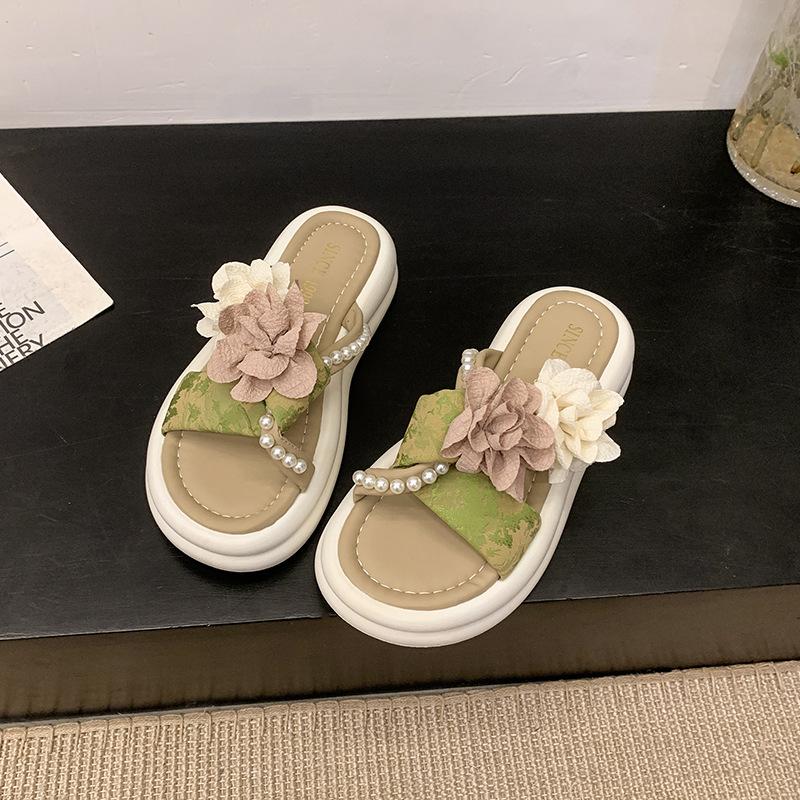 

Тапочки-шлепанцы на толстой подошве в иностранном стиле с цветами, новая летняя мода 2025, универсальные, удобные шлепанцы на пляж 40 зелёный