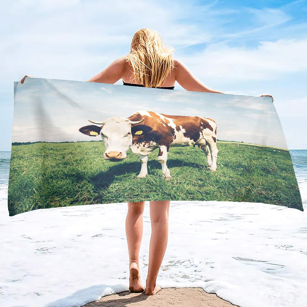 Cow Print Beach Towel Microfiber Bath Towels Oversized Cute Animal Cow Beach Towels Quick Dry Pool Towels for Bathroom Camping