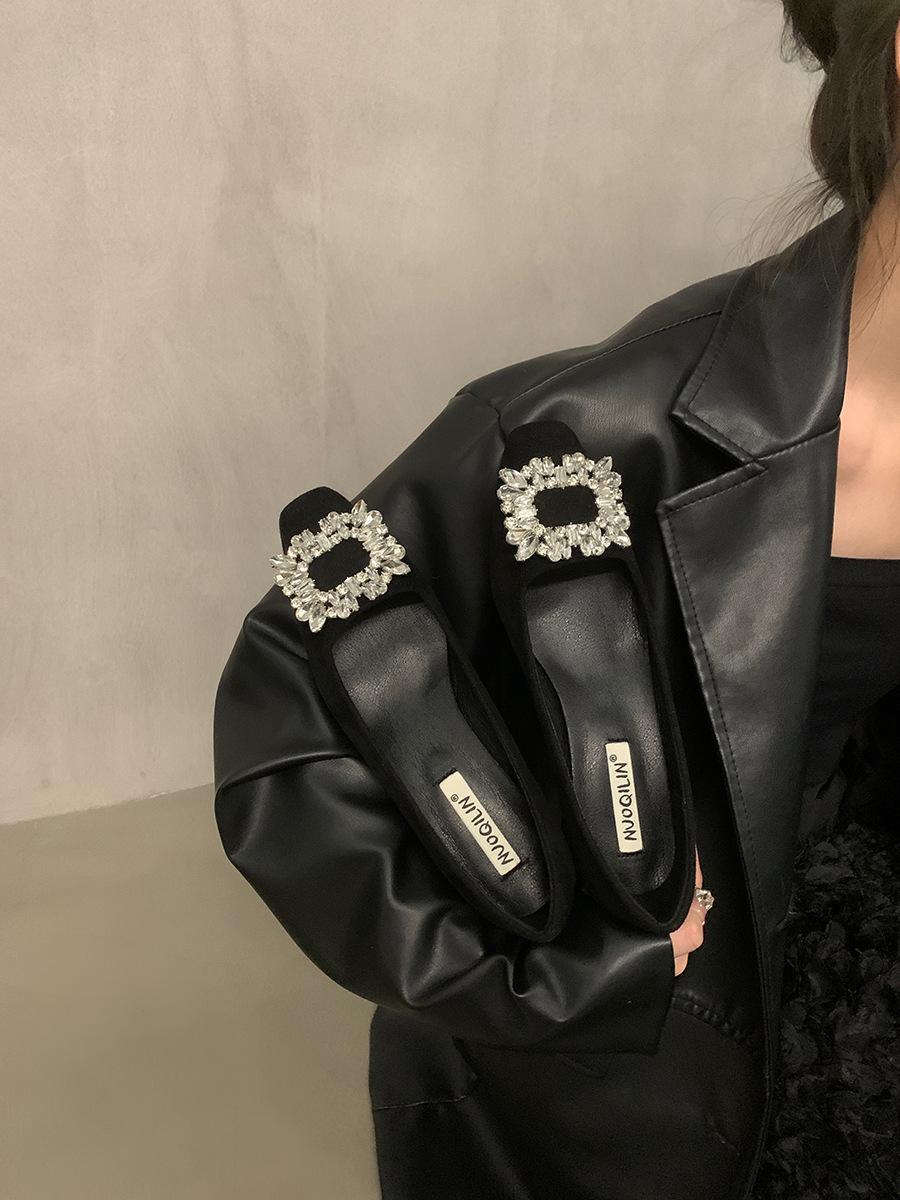 

Temperament niche French thick heel temperament single shoes women s shoes 202g4 new black rhinestones sense evening breeze commute 35 чёрный