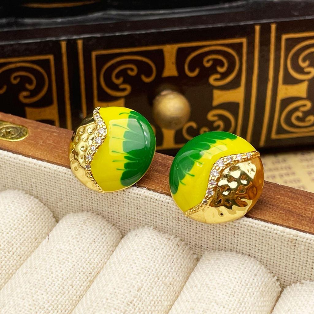 Colorblock Drip Oil Metal Stud Earrings – Retro, Versatile, Statement Fashion for Women