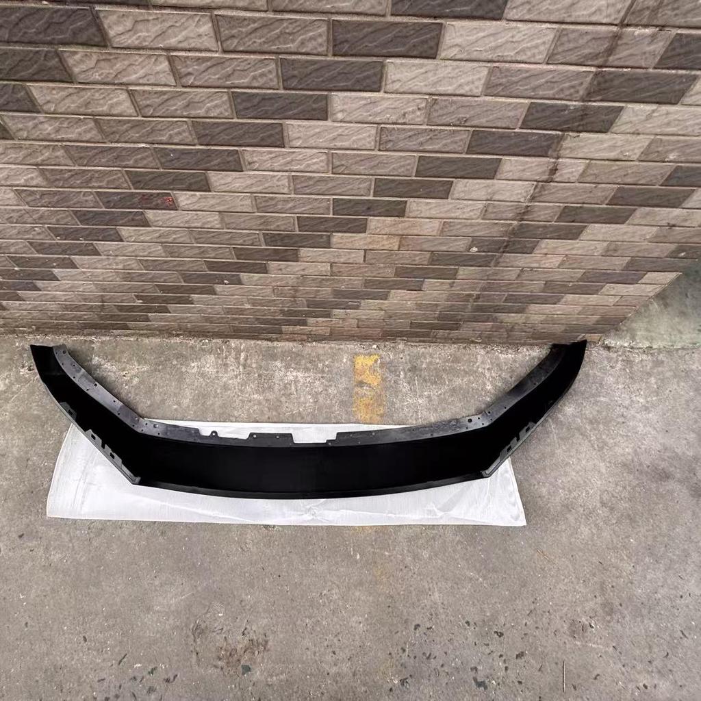 Compatible Front Middle Grille for 2020 Mazda 3