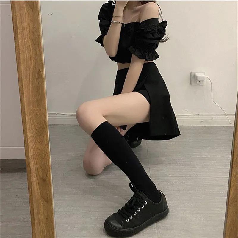 2022 Black High-Waisted Irregular Midi A-Line Skirt with Slimming Slit