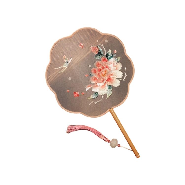 Vintaged Styles Silk Embroidery Round Fan Chinese Dance Fan For Photography And Cultural Activities