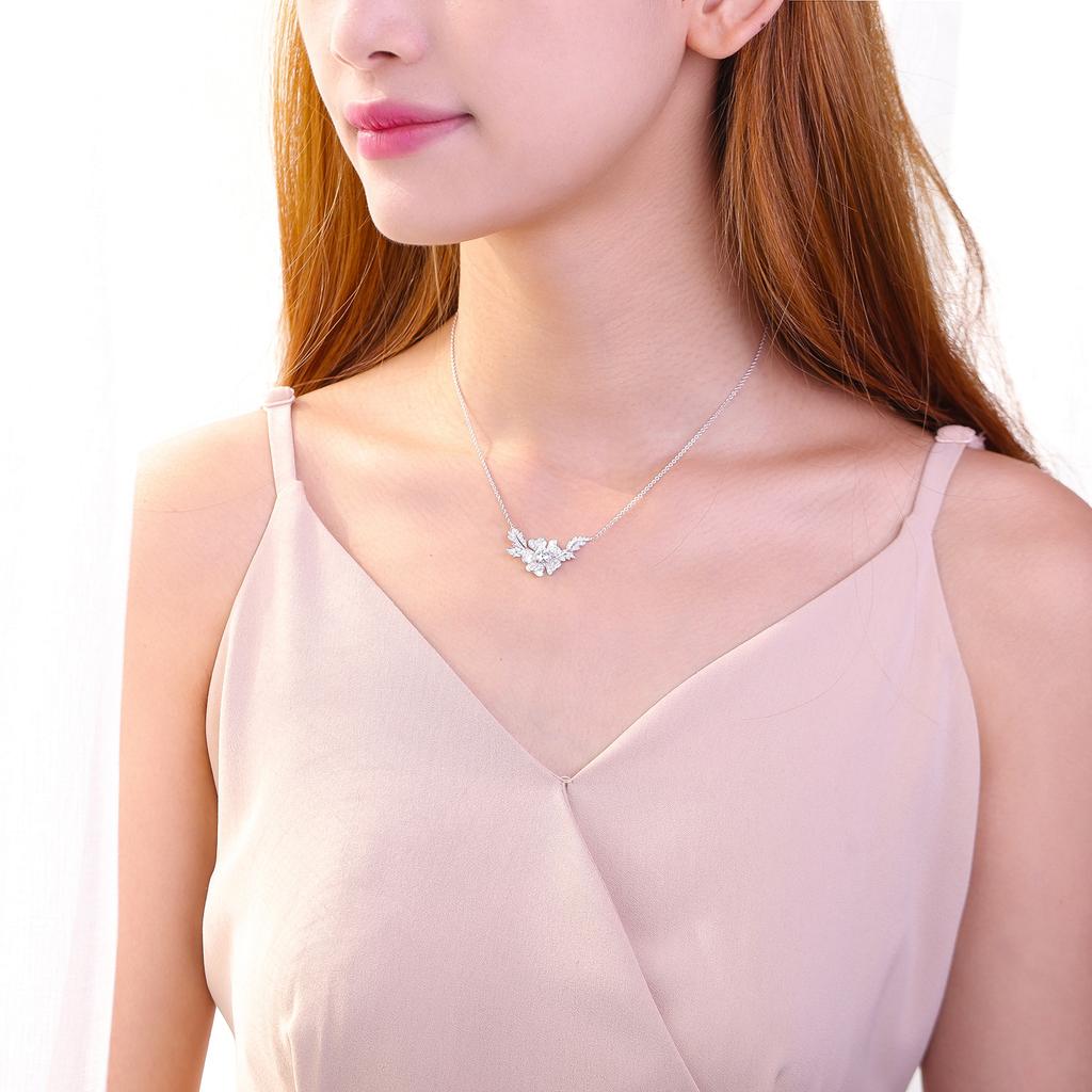 Koreansk Kreativt Anheng med Smilende Blomst Halskjede for Kvinners Kragebenskjede Mote Zirkonsmykker