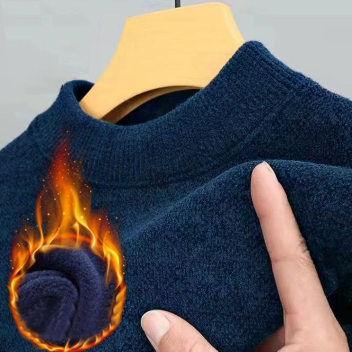 Chenille Velvet Thickened Sweater: Young Men's Autumn/Winter Round Neck Wool Top