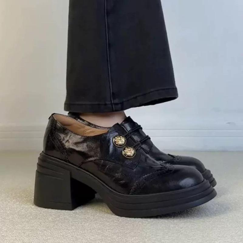 Sheepskin version~ round head thick sole women's new retro buckle black small leather shoes deep mouth single shoes