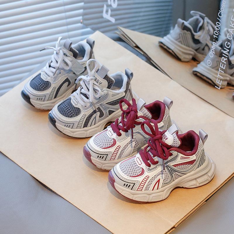 2025 spring new classmates boys light breathable sports running shoes Korean version fashionable versatile girls dad shoes