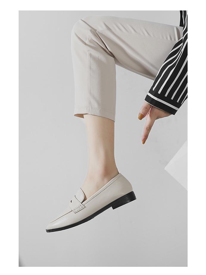 2025 Spring Women's British Style Retro Leather Flats - Plus Size Available