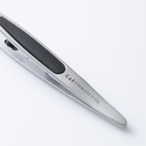 Kai Brand KAI Stylish Tweezers Slanted Tip Silver Tweezers Anti-Slip HK0425