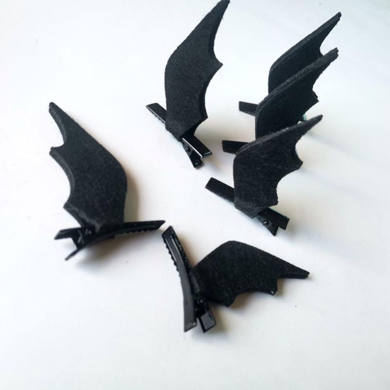 Women Cartoon Hair Clips Bat Spider Design Hairpin for Halloween Party Christmas for Creative Cosplay Hair Accessories