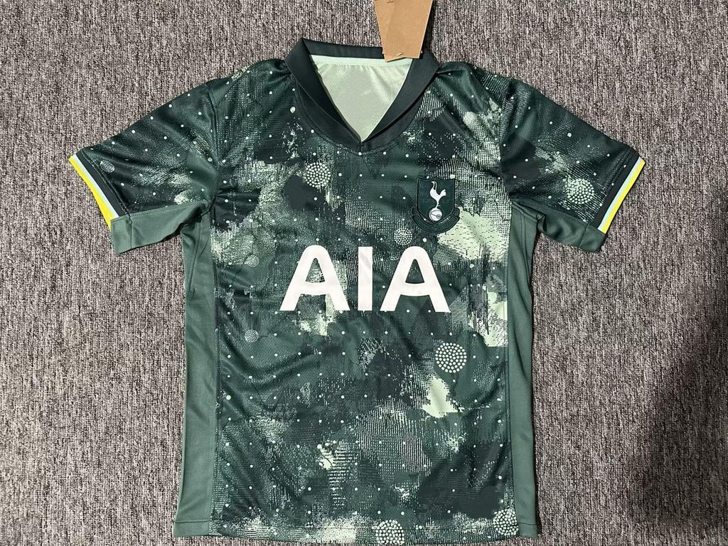 2526 Dres Tottenham Hotspur Sezónní: Kane, Maddison, Romero, Vicario, Vardy (Thajská verze)