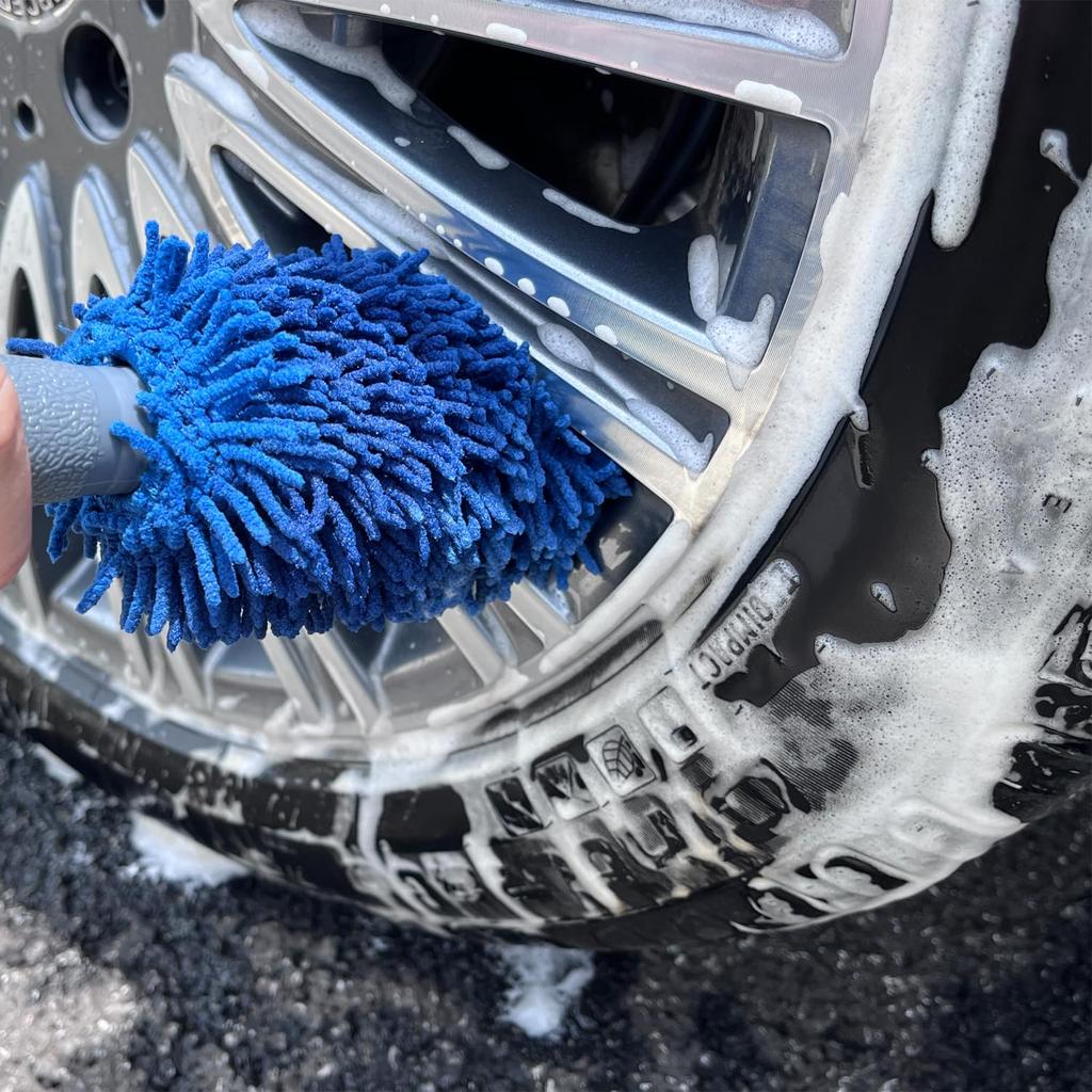 SHSCLY Car Wash Set (5-piece set including 2 microfiber car wash towels, 1 microfiber cloth, 1 car wash brush, and 1 car wash glove)