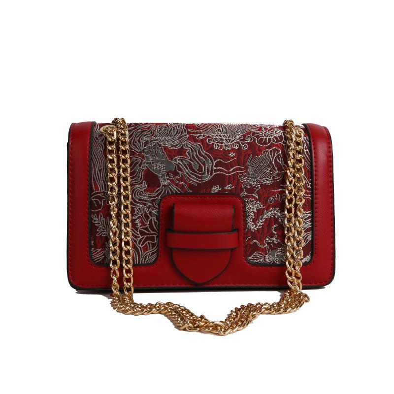

Foreign trade women s bag 2025 new literary and artistic national style embroidery thread shoulder bag fashionable retro messenger chain small square червоний