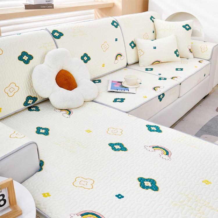 

Summer Latex Ice Silk Sofa Cover All-Inclusive Universal Cover Hat Anti-Cat Scratch Sofa Cover Universal Mat Cushion 70*70cm