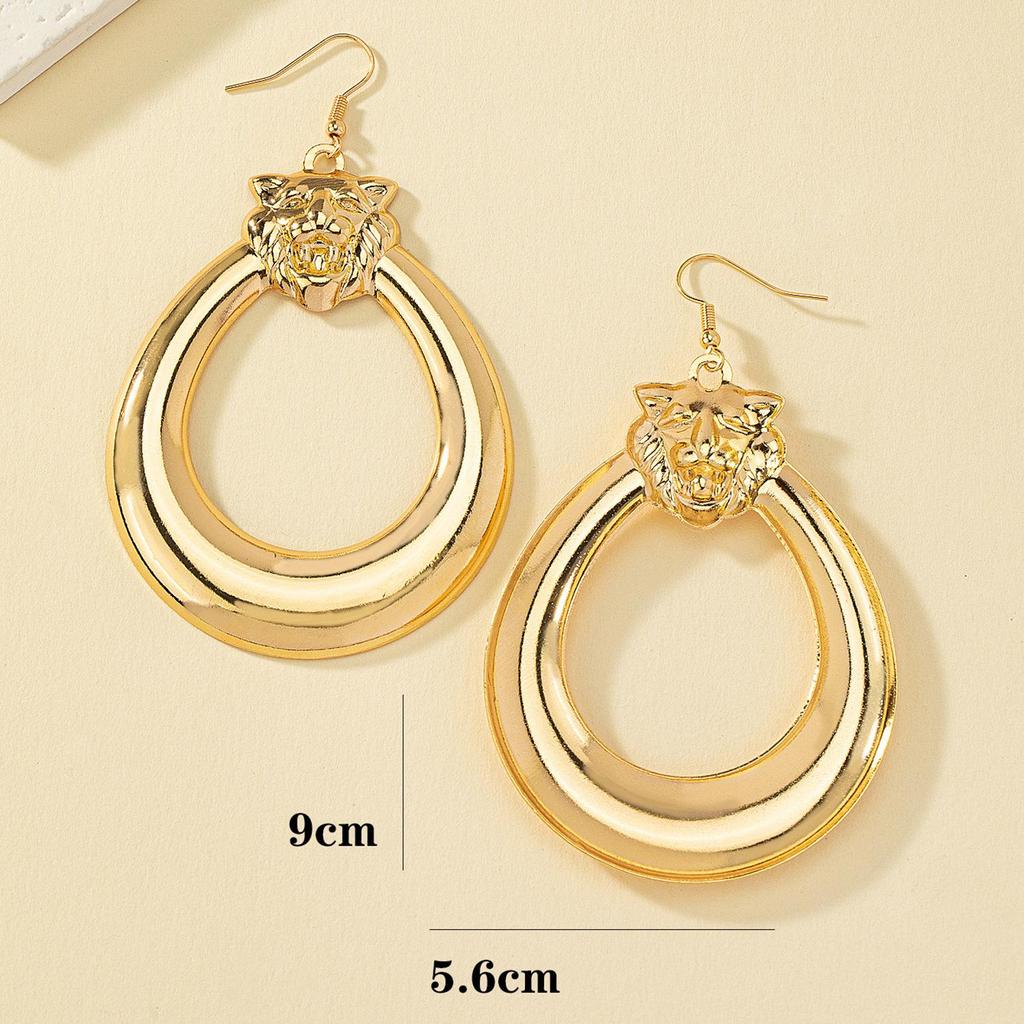 Exaggerated Lion Earrings: Retro European & American Style Long Metal Dangles for Women