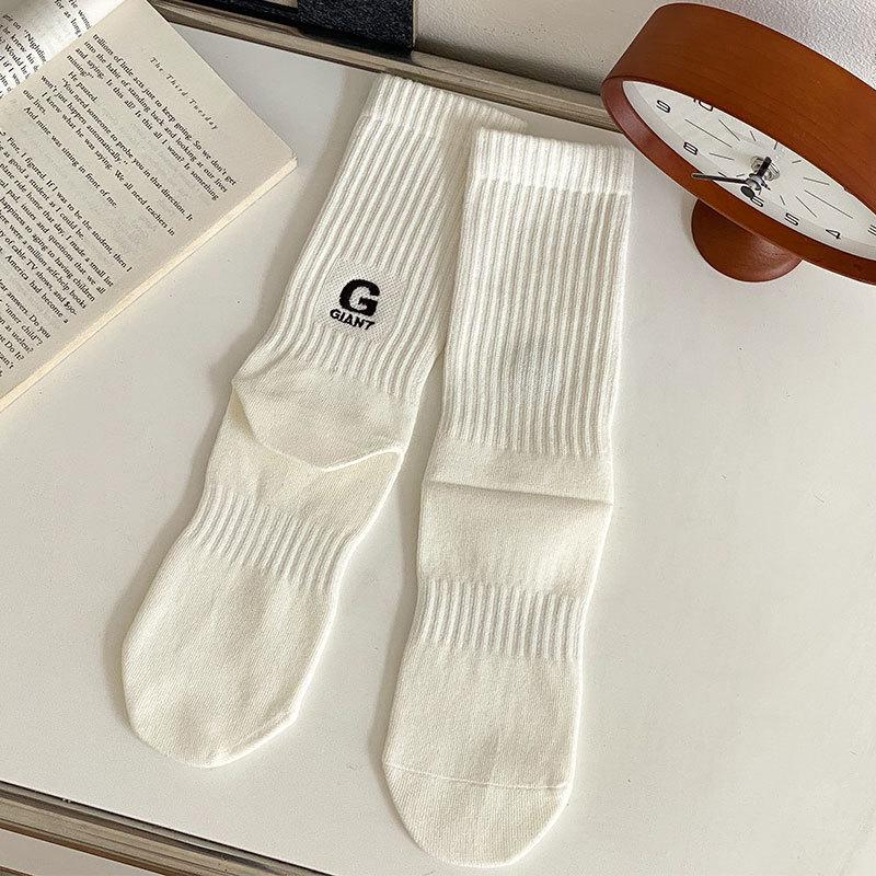 

Long Socks, Spring and Autumn Men s Sweat-absorbing Embroidered Letter Sports Medium Socks, Autumn and Winter Socks, Men s Versatile Long Socks 1 pair білий