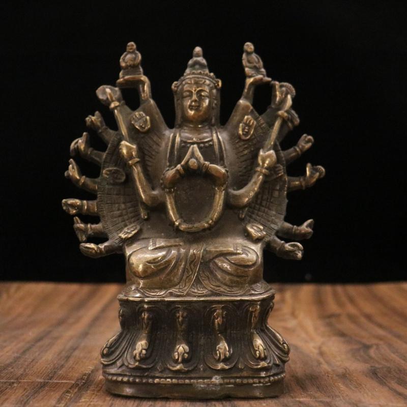 Brass Figurine, Thousand-Hand Guanyin Sitting Statue, Home and Office Desktop Decoration Gift Craft