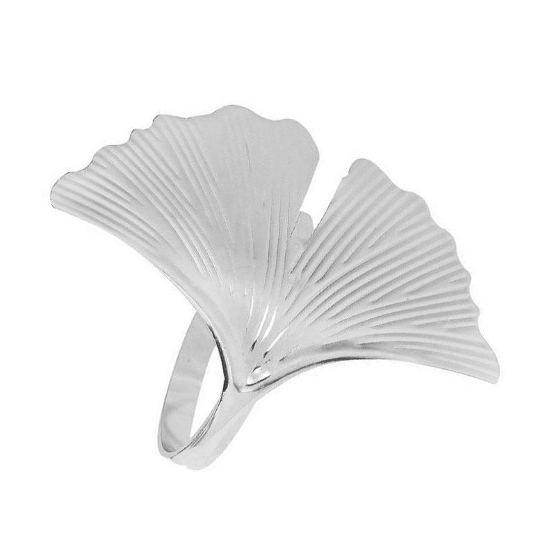 Creative Metal Ginkgo Leaf Napkin Ring for Hotel & Restaurant Decor