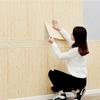 Adesivo da Parete 3D Effetto Legno: Pannello in Schiuma Morbido e Impermeabile per Decorazione di Soffitto e Parete del Soggiorno