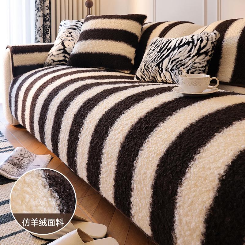 

Plush Sofa Cushion Autumn And Winter New Straight Row Sofa Cover Light Luxury High-Grade Leather Sofa Special Cushion 70*70cm