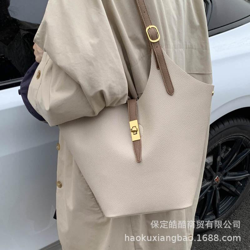 Large Capacity Bag Women's 2025 New Summer Women's Shoulder Underarm Mother Bag Portable Work Commuter Tote Bag