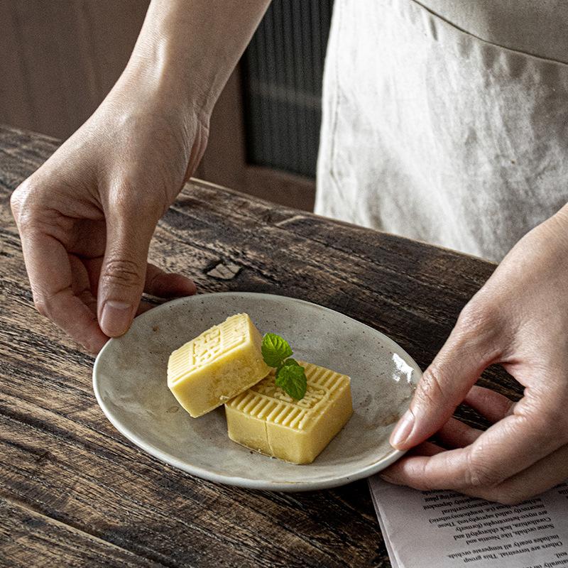 Delicate And Small Plates, Retro Style Creative Oval Snack Plates, Household Ceramic Tableware, Dipping Dishes, Front Dishes