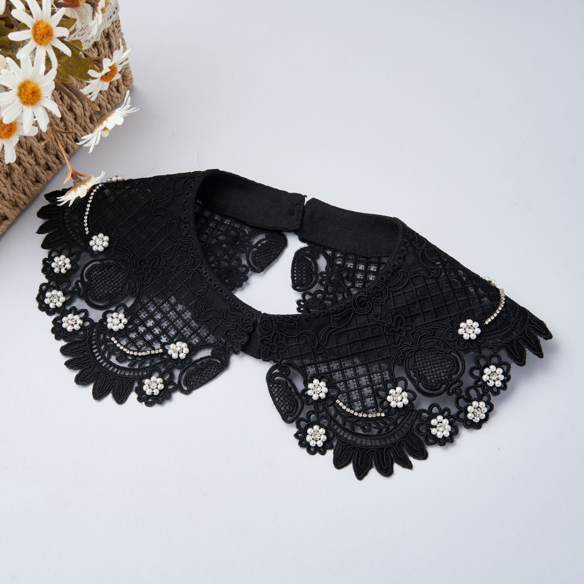 

Women Handmade Fake Collar Shawl Decoration Ladies Sweater False Collars Lapel Top Women Apparel Accessories