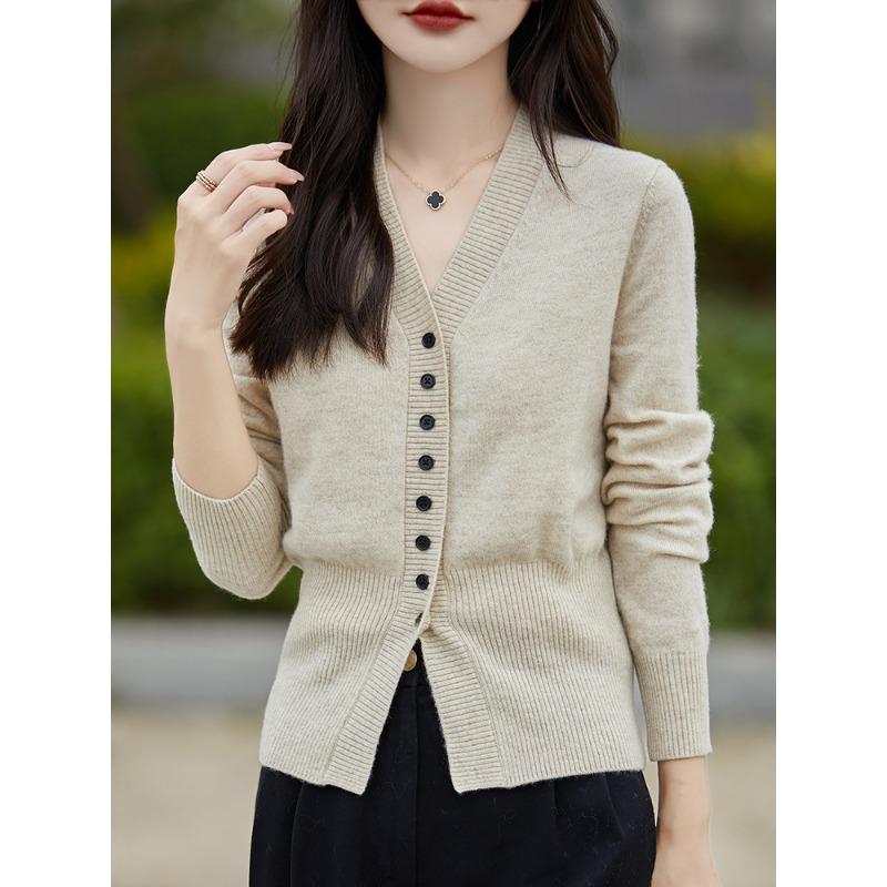 Autumn and winter new women's knitted sweater V-neck cardigan sweater women's imitation wool coat batch