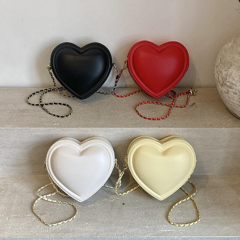 Minimalist High-End Feel Street Chain Crossbody Bag Ins Trend Heart Lipstick Bag Personality Small Square Bag