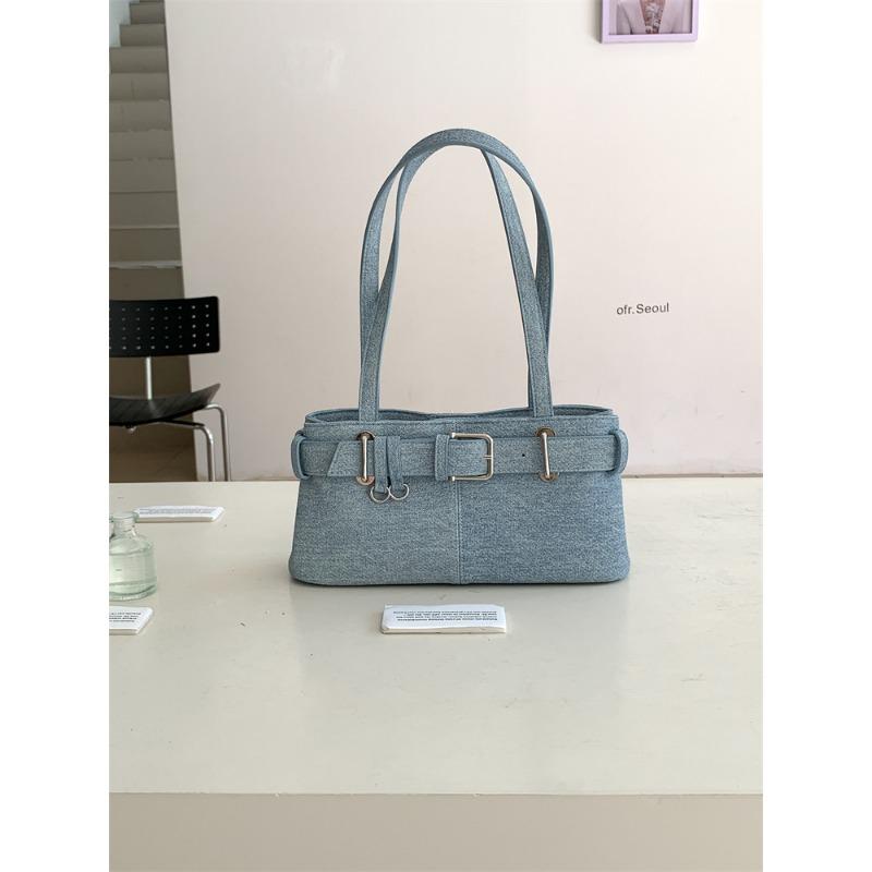 

New women s shoulder bag personalized design underarm bag high-end women s niche fashion portable small square bag светло-синий